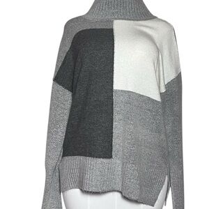 Nado Colorblock Gray Sweater – Size Large | Soft Knit Turtleneck Pullover